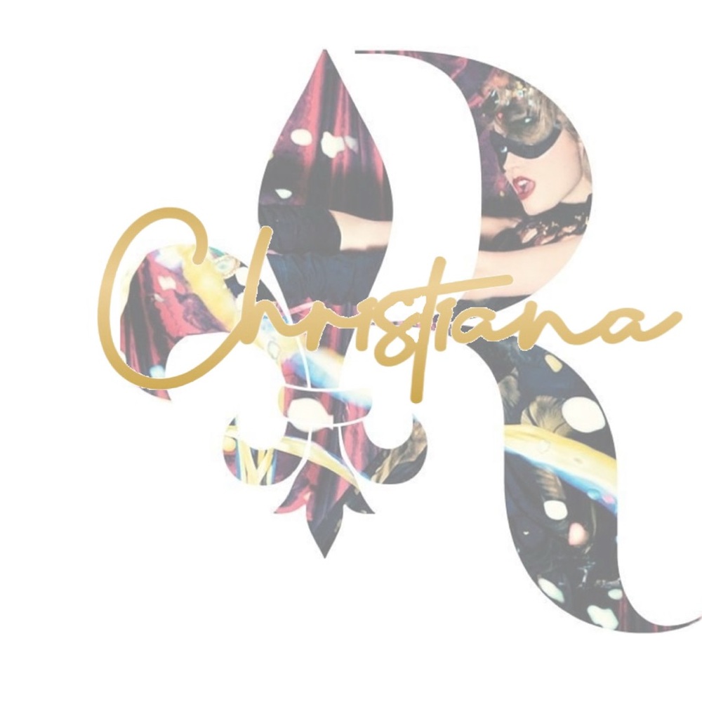 Meet your Posher, Christiana!